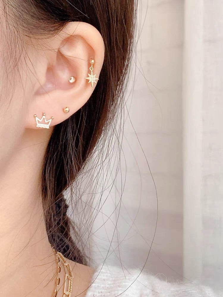 Asymmetric Princess Disco Chain Stud Earrings