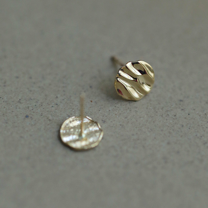 Crinkled Discs Stud Earrings