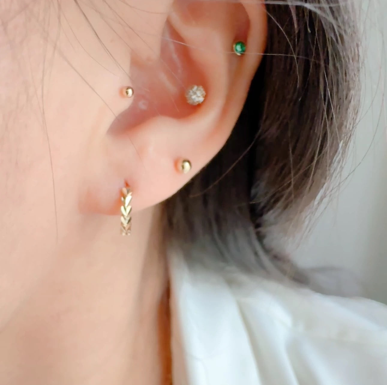 Flutter Hearts Huggie Hoops