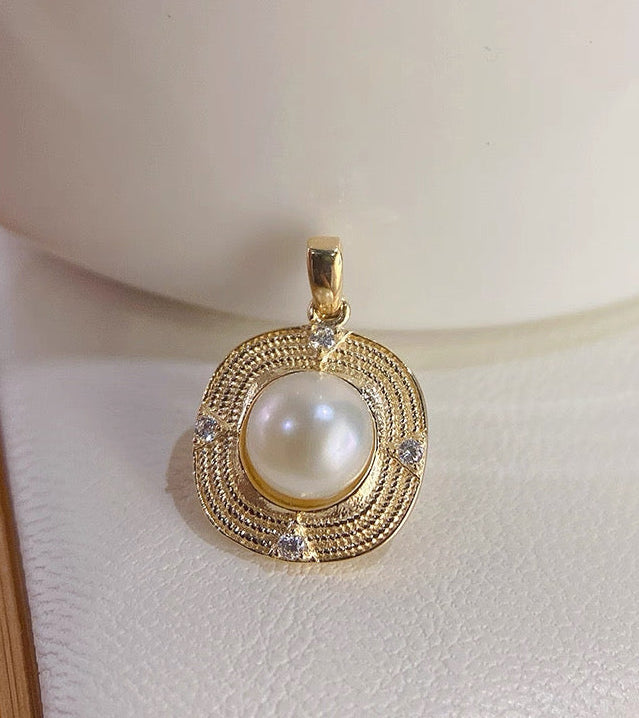Saturn Pearl Dish Charm Pendant