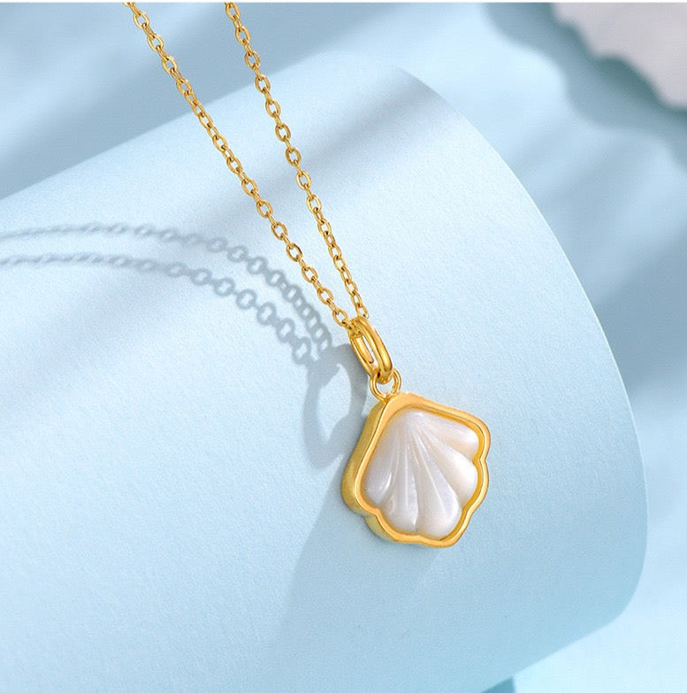 Opal Stone Seashell Charm Necklace