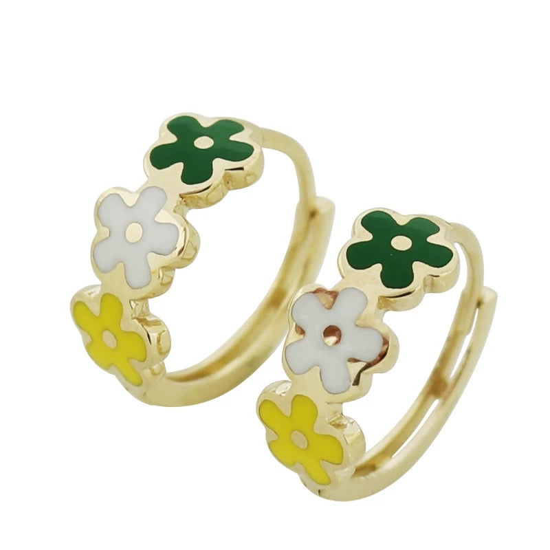 Retro Daisies Huggie Hoops