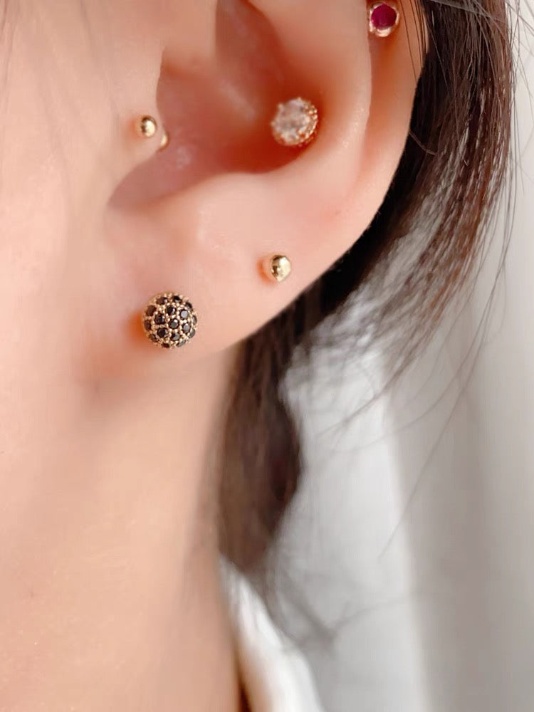 Black Stones Opera Stud Earrings