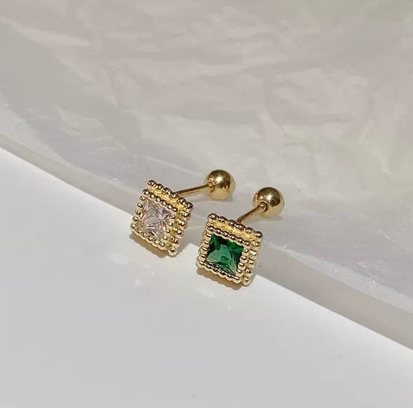 Beaded Square Moissanite Stud Earrings