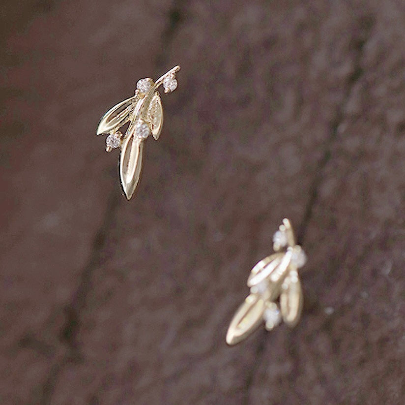 Leaf Bunch Stud Earrings