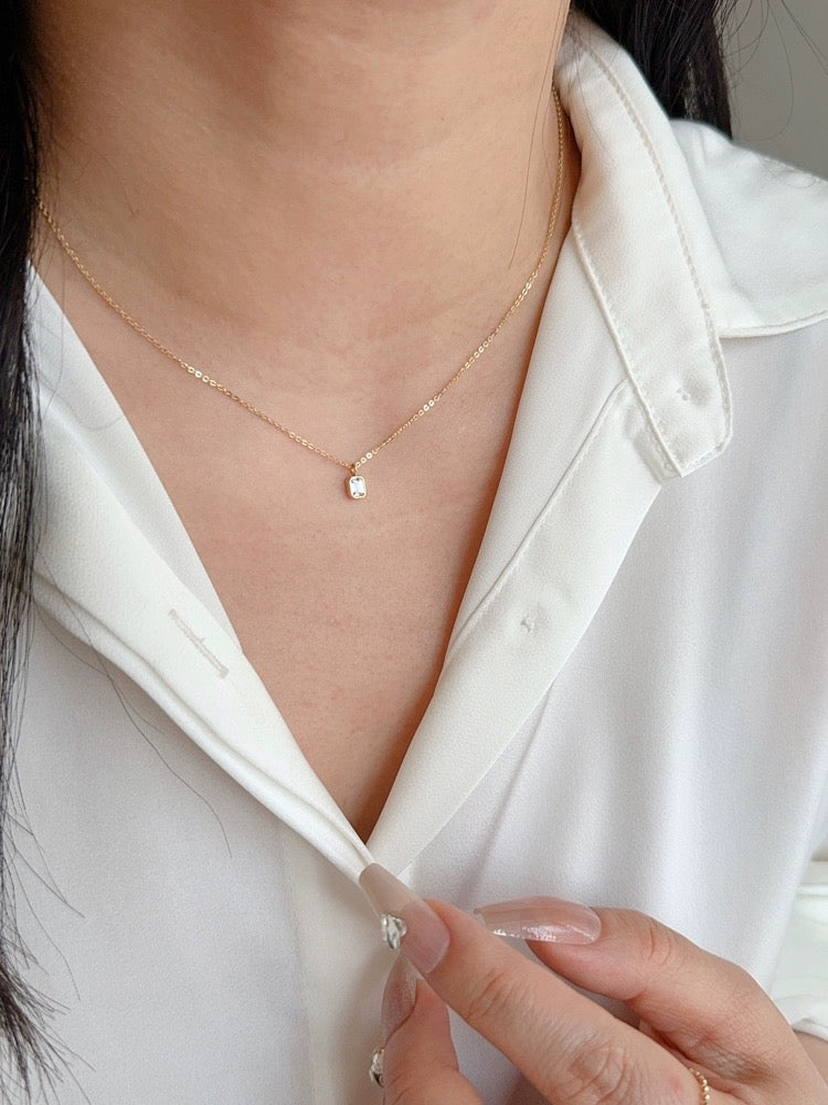 Cubed Oval Solitaire Necklace