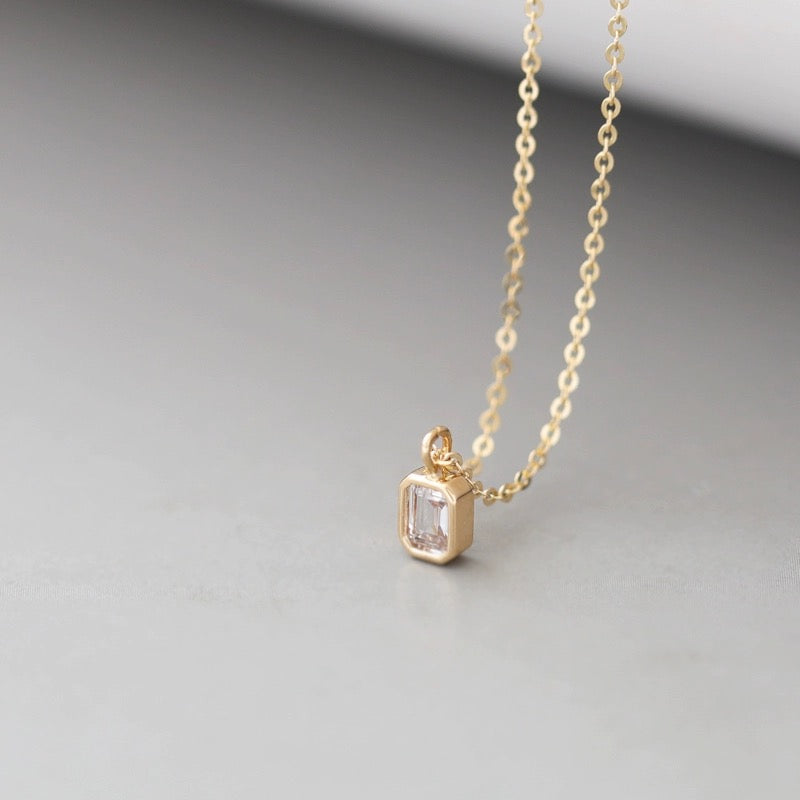 Cubed Oval Solitaire Necklace