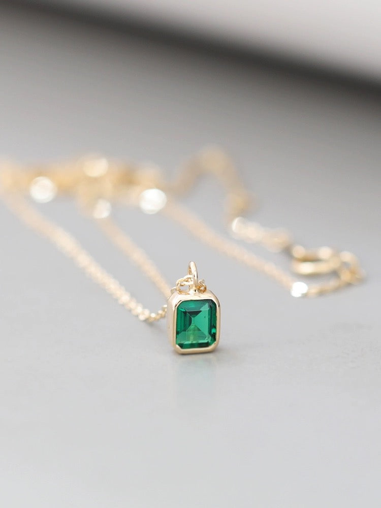 Emerald Cubed Oval Solitaire Necklace