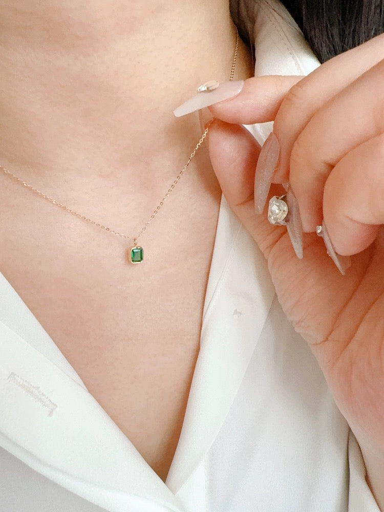 Emerald Cubed Oval Solitaire Necklace