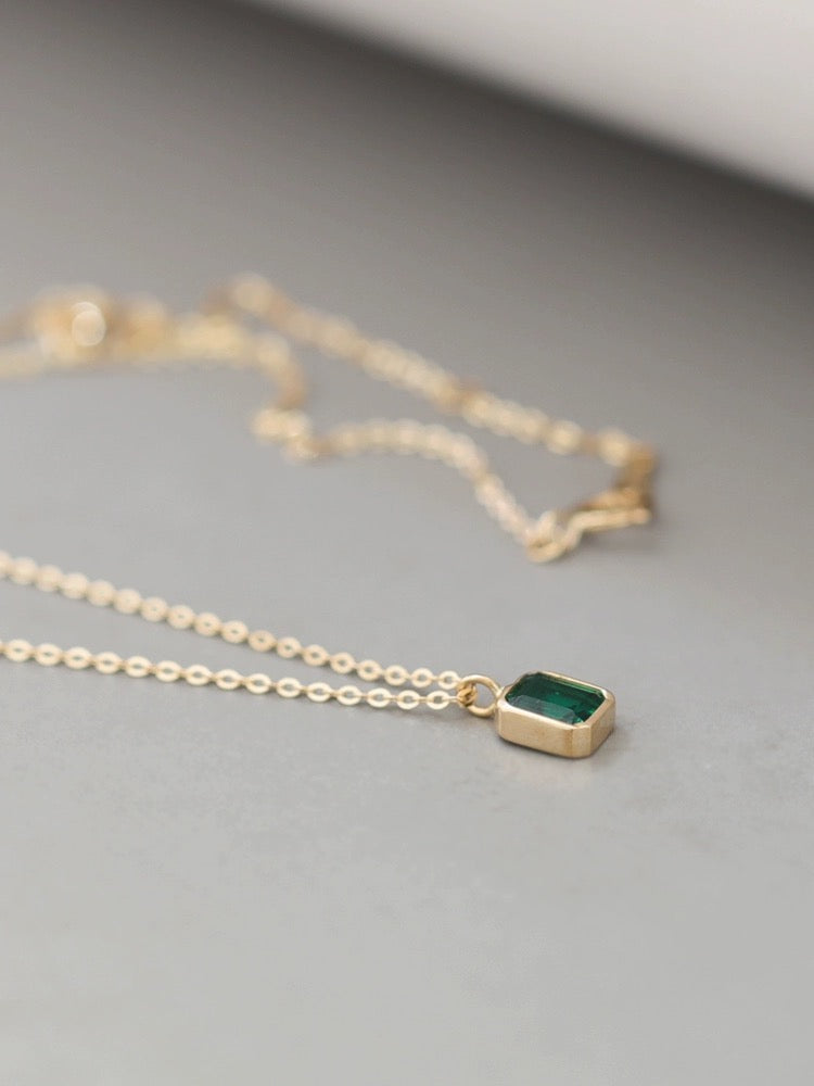 Emerald Cubed Oval Solitaire Necklace