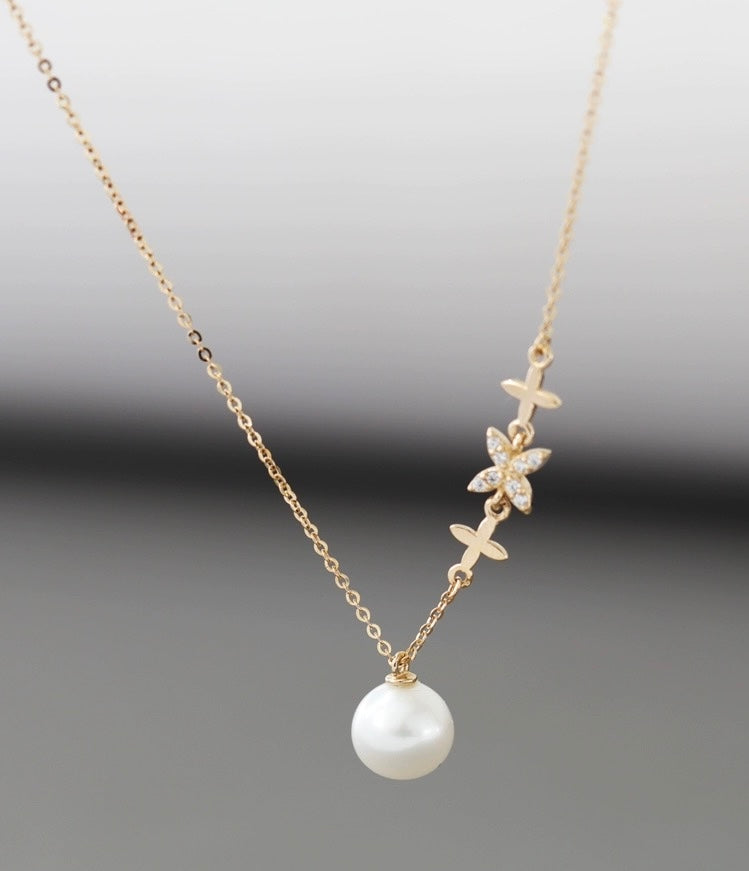 Calista Flowers & Pearl Necklace