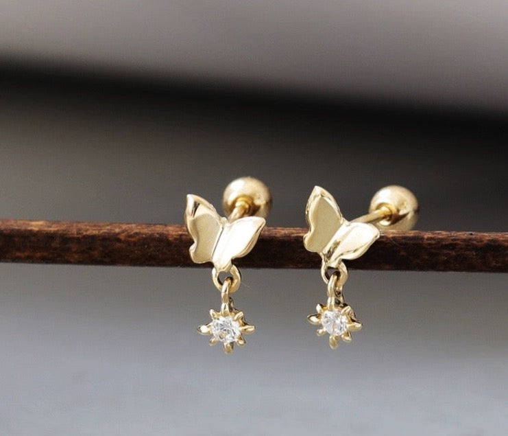 Moth Solitaire Star Stud Earrings