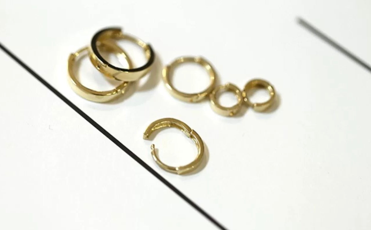 Simple Chic Huggie Hoops