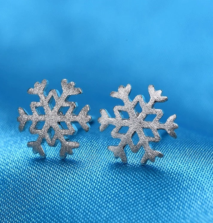 Frosty Snowflake Stud Earrings