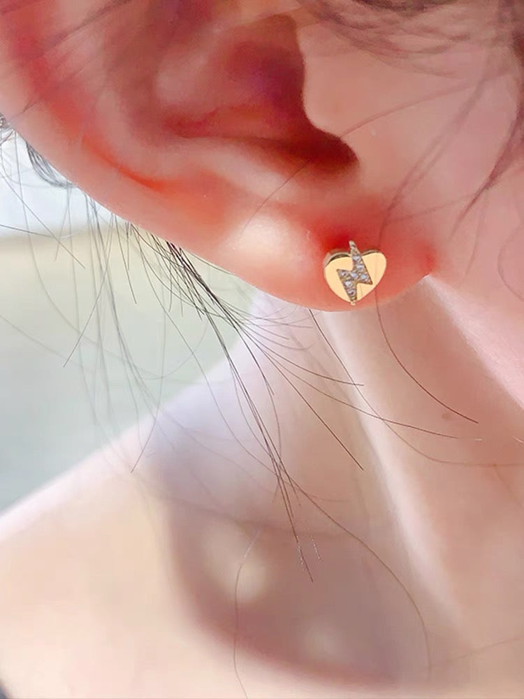 Thunder Heart Stud Earrings