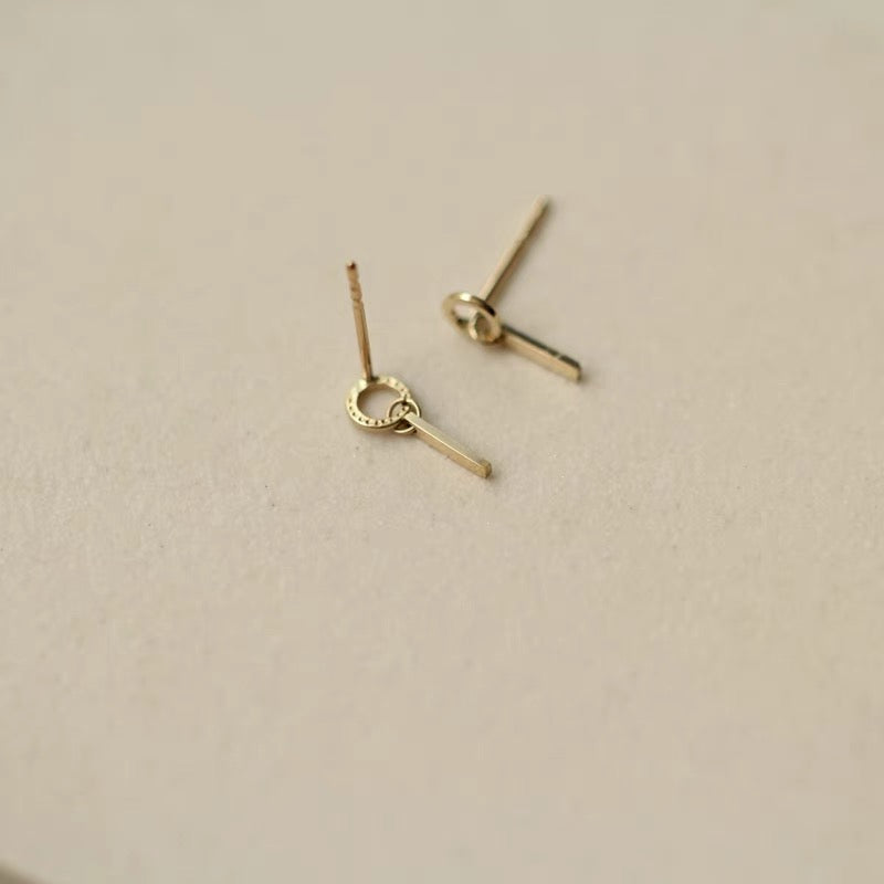 Ring Tag Stud Earrings