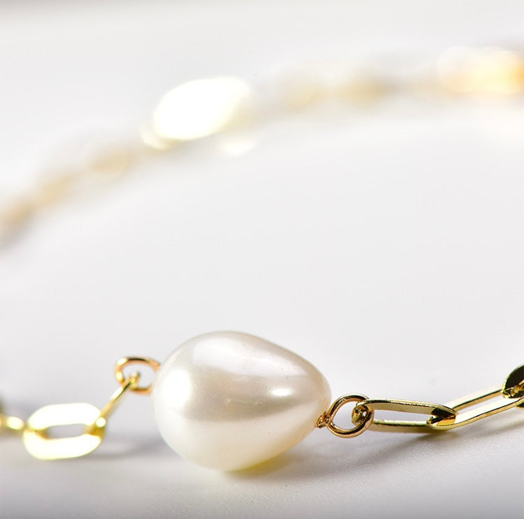 Pearl On Trace Chain Bracelet