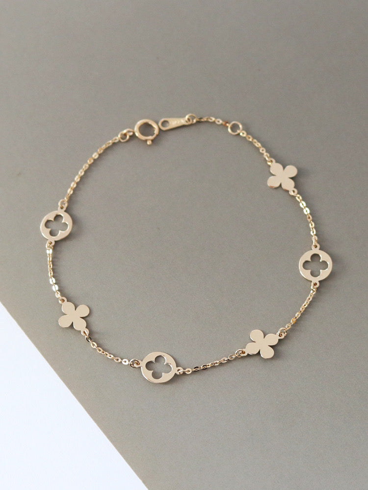 Flower Petal Chain Bracelet