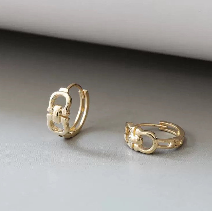 Handle Lock Link Hoop Earrings