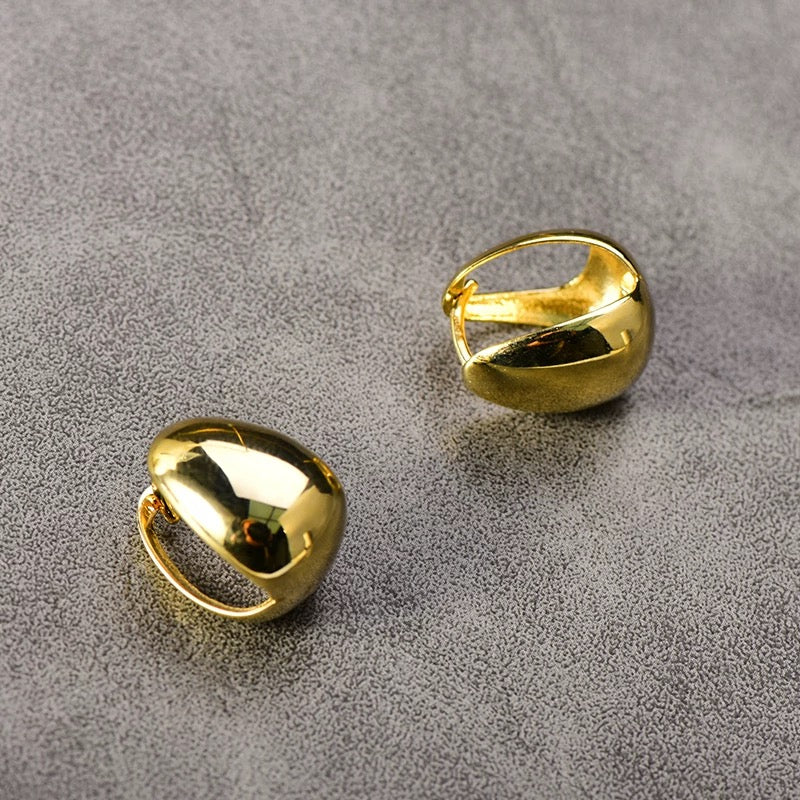 Polished Egg Hoop Earrings