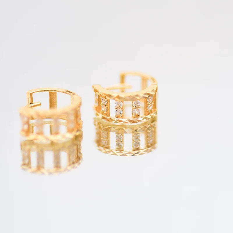 Studded Ladder Frame Huggie Hoops