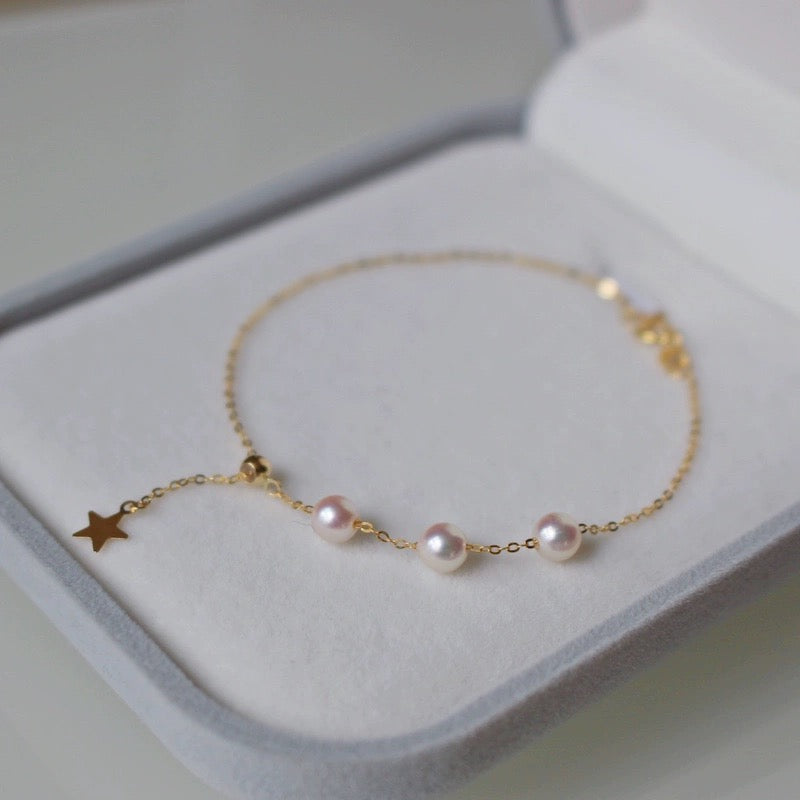 Akoya Pearls & Hanging Star Bracelet