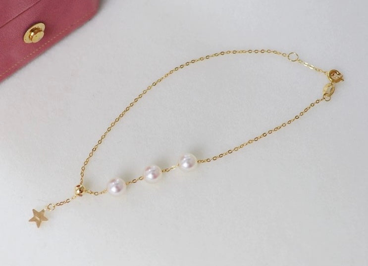 Akoya Pearls & Hanging Star Necklace