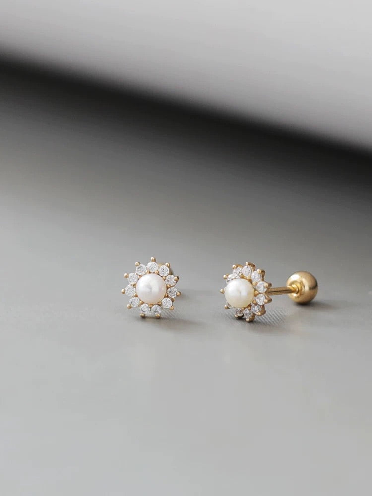 Pearl Sunflower Stud Earrings