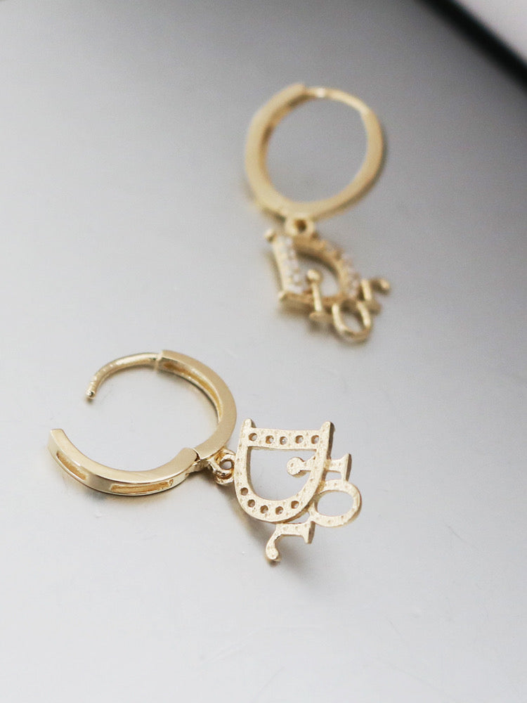 Designer 'D' Motif Huggie Hoops