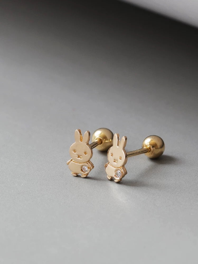 Sweetheart Rabbit Stud Earrings