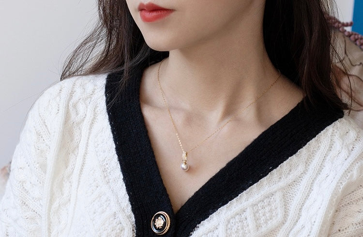 Akoya Pearl Bracket Charm Necklace