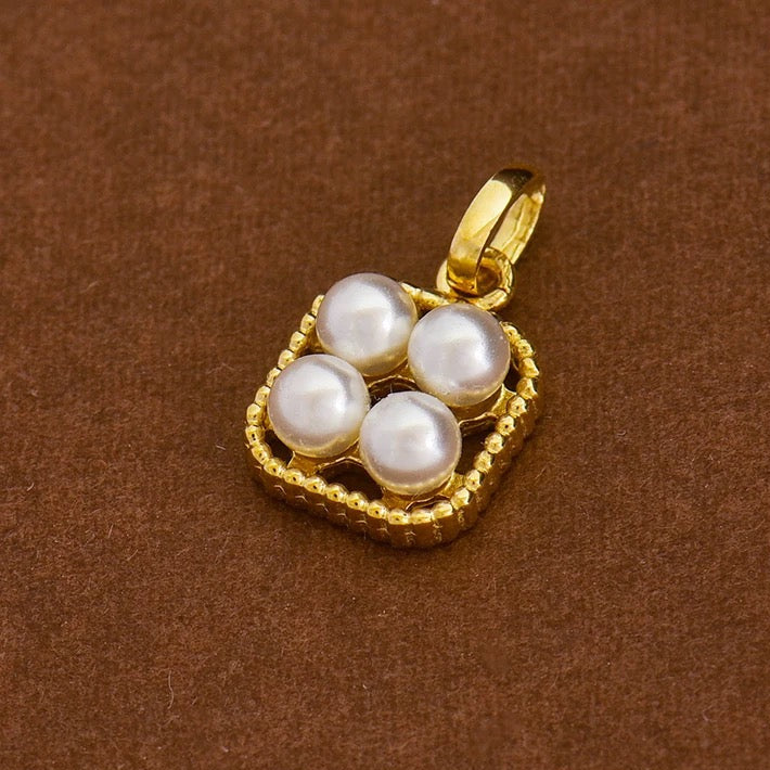 Four Pearl Tray Charm Pendant