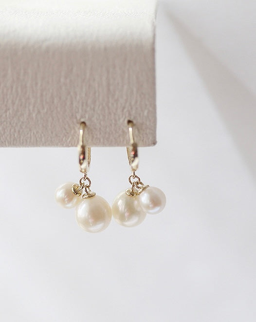 Asymmetric Pearl Lamp Huggie Hoops