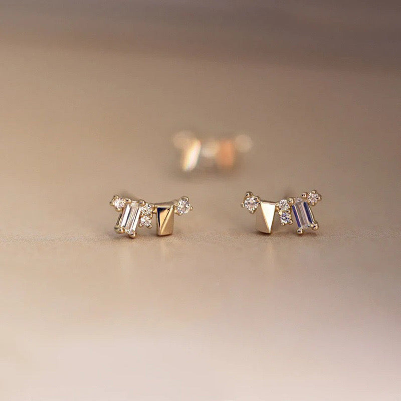 Charm Eyelash Stud Earrings