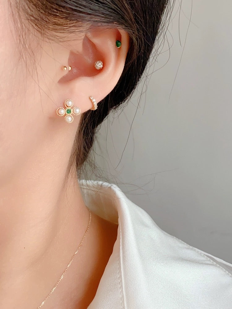 Asymmetric Pearl Flower Tile Stud Earrings