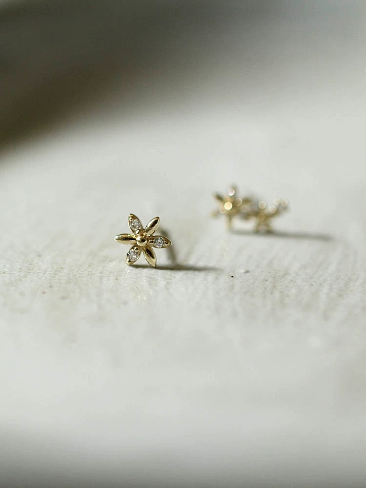 Asymmetric Flower Stud Earrings