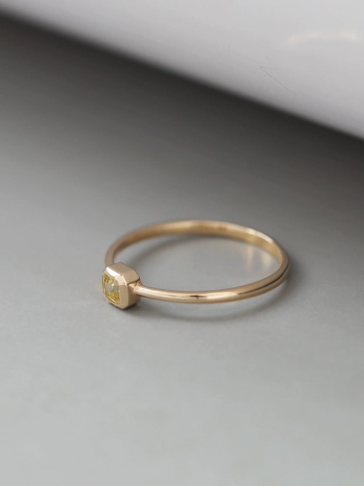 Yellow Stone Cube Stackable Ring