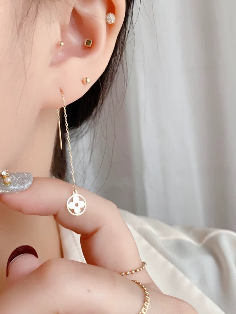 Asymmetric Kite & Circle Flower Chain Earrings