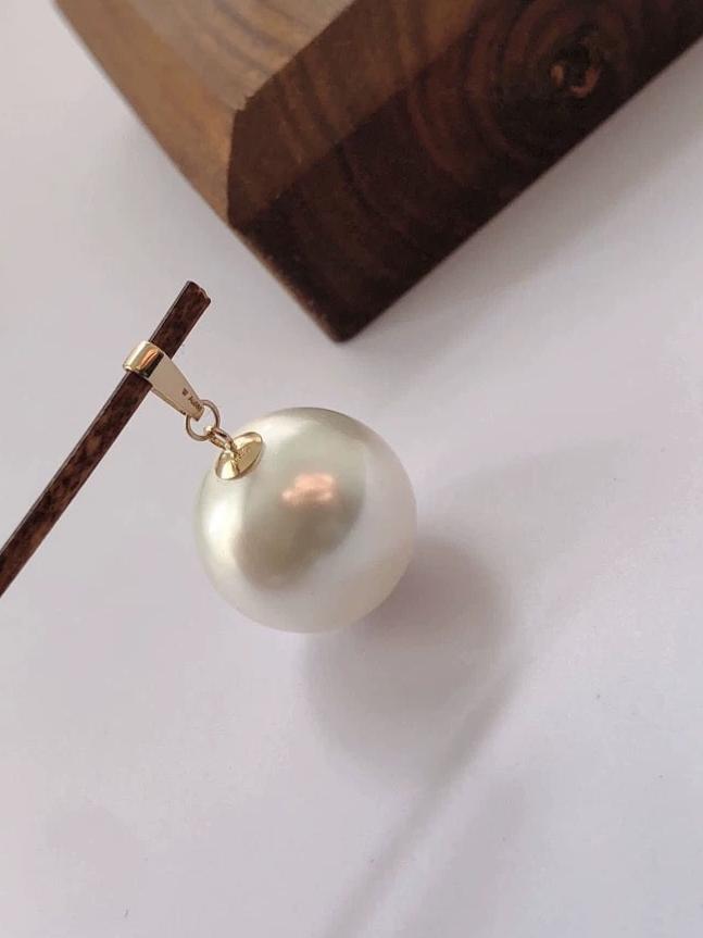 Hanging Pearl Charm Pendant