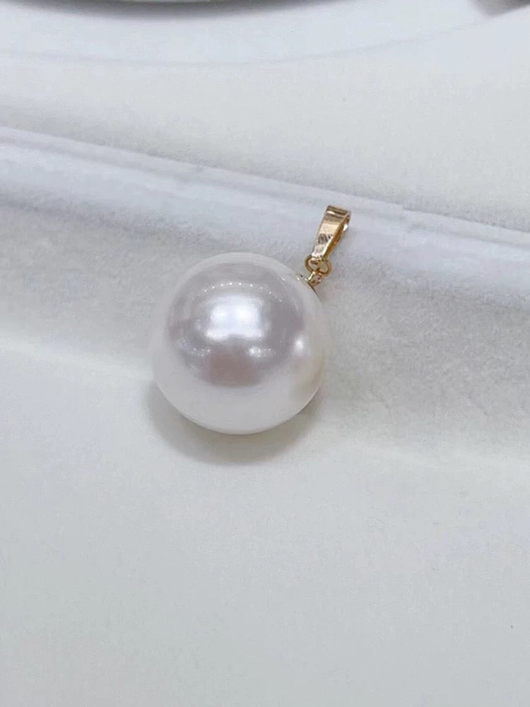 Hanging Pearl Charm Pendant