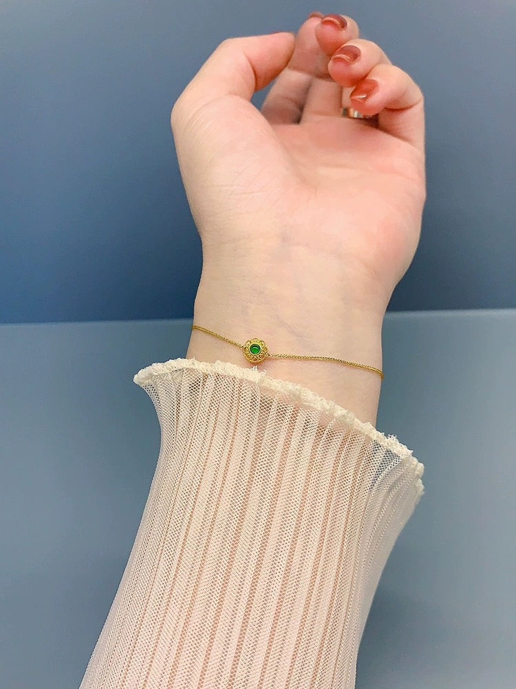 Elizabeth Green Jade Flower Rope Bracelet