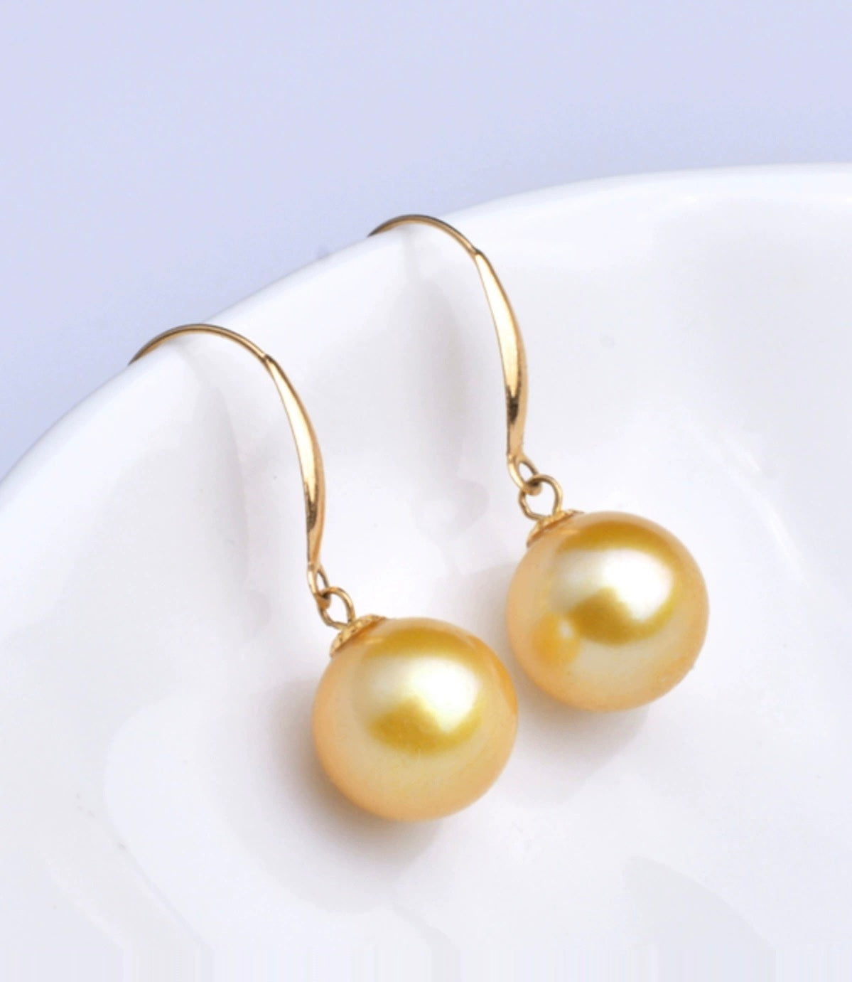 Sprayed Akoya Pearl Hook Earrings