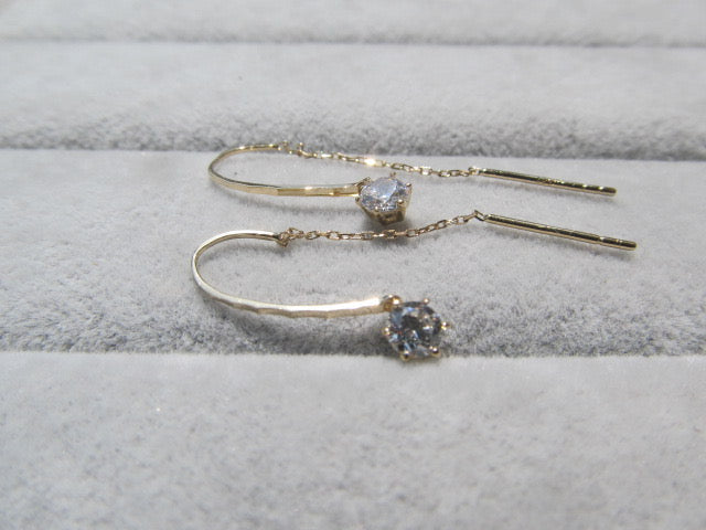 Drop Solitaire Chain Earrings