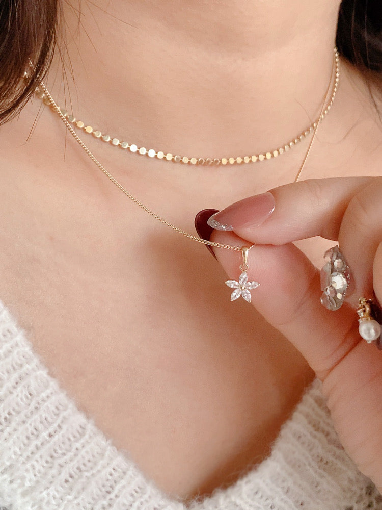 Hanging Star Flower Charm Necklace