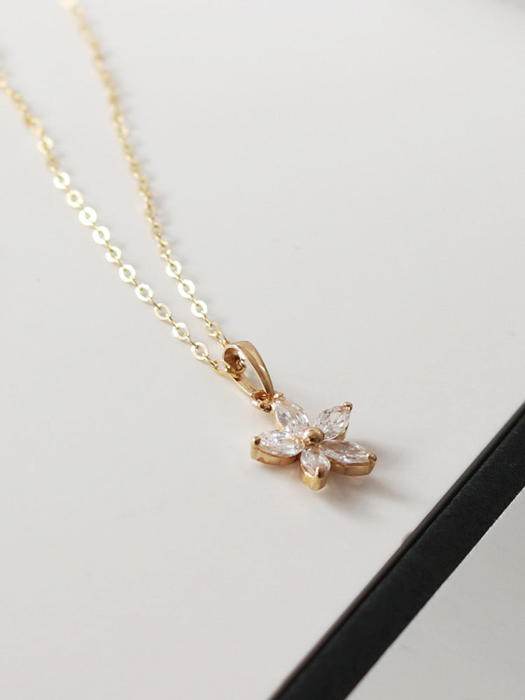 Hanging Star Flower Charm Necklace