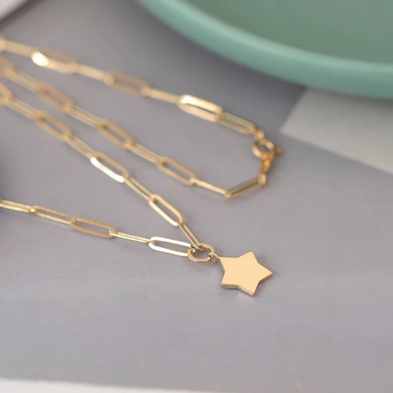 Star On Paperclip Chain Necklace