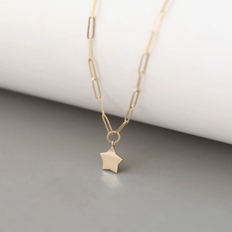 Star On Paperclip Chain Necklace