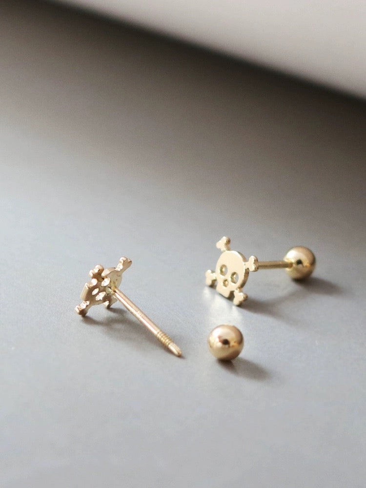 Pirate Skull Stud Earrings