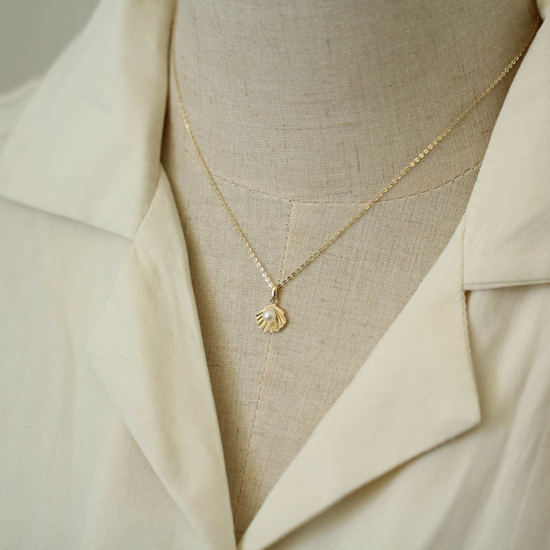 Clam Shell & Pearl Charm Necklace