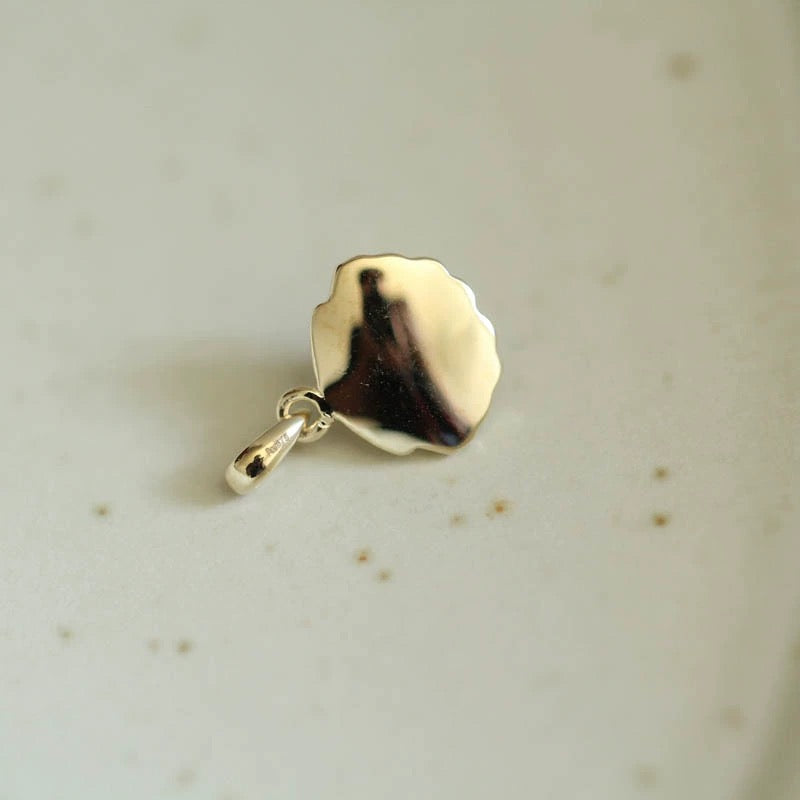 Clam Shell & Pearl Charm Pendant